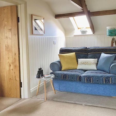 Neuadd B&B Suites Crickhowell Ngoại thất bức ảnh