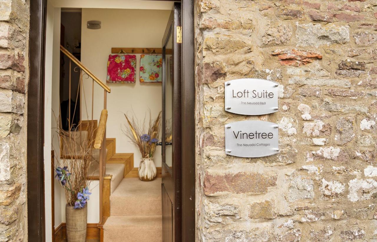 Neuadd B&B Suites Crickhowell Ngoại thất bức ảnh